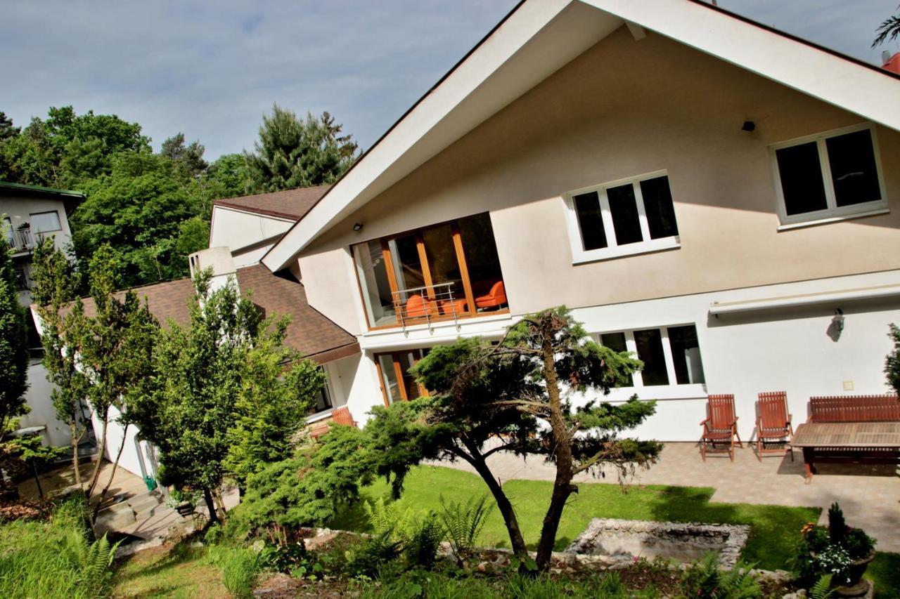 Vila Prag Exteriör bild