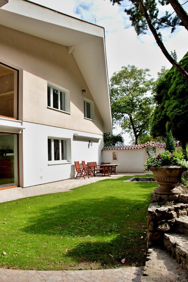Vila Prag Exteriör bild